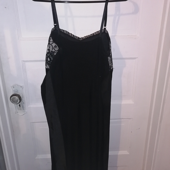 Prom Dress - Picture 2 of 2